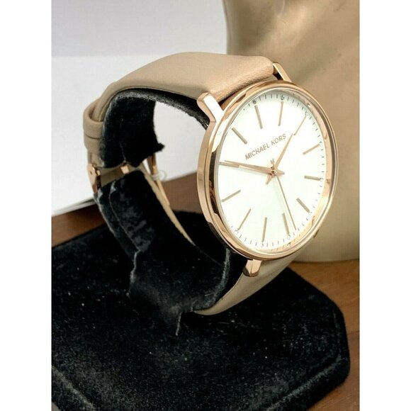 Michael Kors Women's Watch MK2748 Pyper Quartz White Dial Rose Gold Leather Band - Picture 13 of 13